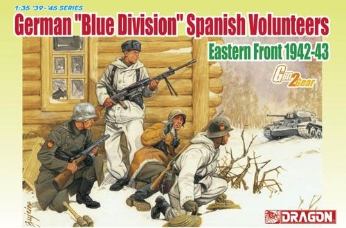 VOLUNTARIOS DIVISION AZUL 1942-43 RUSIA 1/35 DRAGON