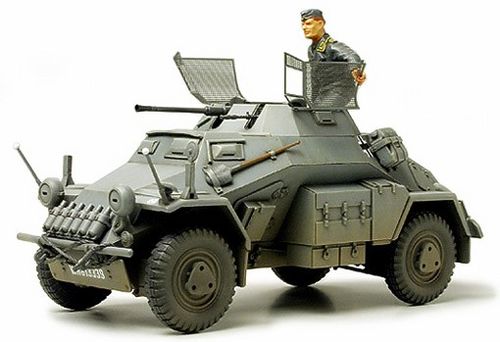 LIGHT PANZER SD.KFZ. 222  1/35 HASEGAWA