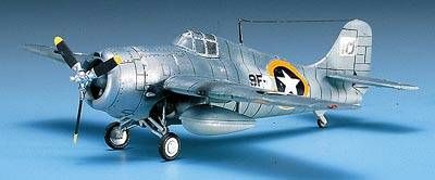 F4F-4 WILDCAT 1650 1/72 ACADEMY