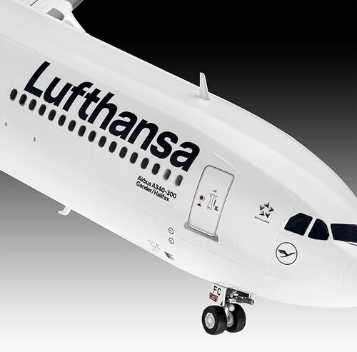 AIRBUS A340-300 LUFTHANSA NEW LIVERY 1/144 REVELL