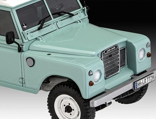 LAND ROVER SERIES III LWB 1/24 MODEL SET REVELL