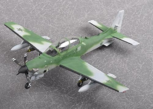 EMB314 SUPER TUCANO 1/72 HOBBYBOSS